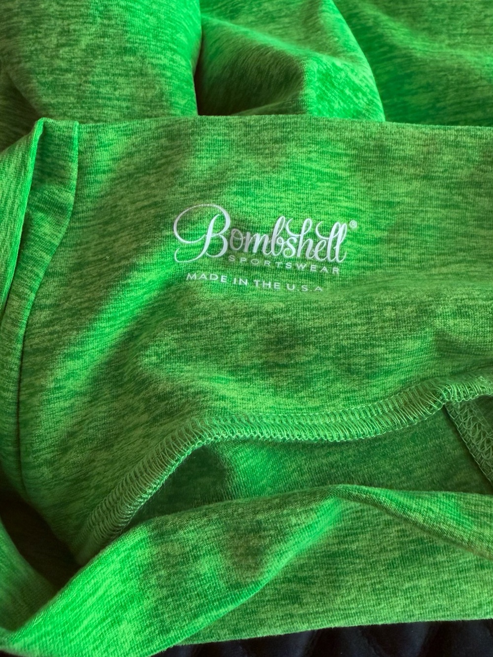 Bombshell Sportswear Neon Green Athletic Top - Picture 4 of 4
